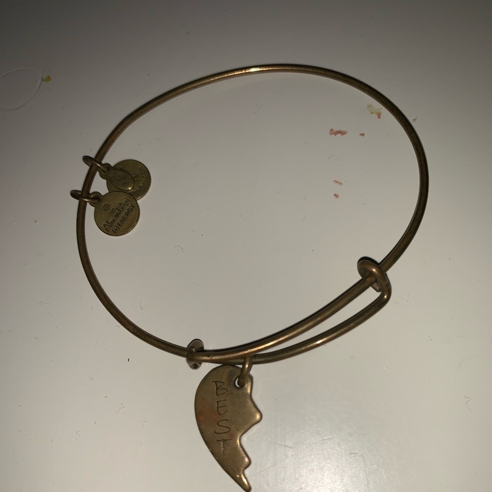 Good bracelet (pretty work but still nice)